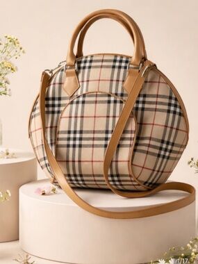 Authentic Edouardo Moran Handbag/Shoulder Bag.